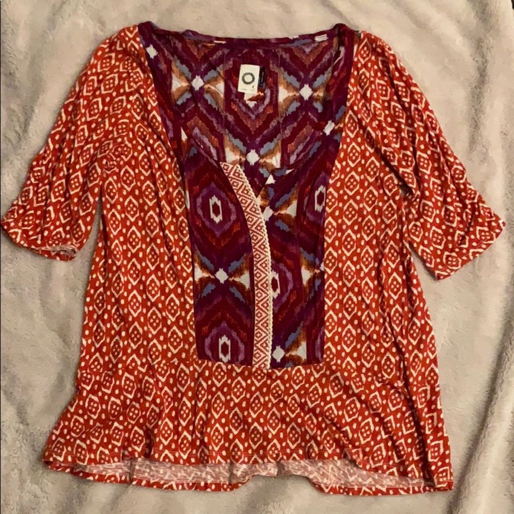 Akemi & Kim (Anthropologie) Split neck tunic top M